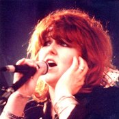 Maggie Reilly - List pictures