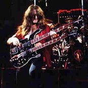 Geddy Lee - List pictures