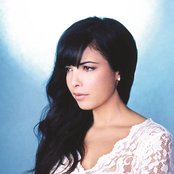 Indila - List pictures