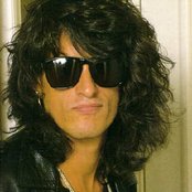 Joe Perry - List pictures