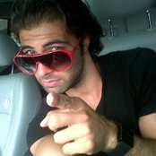 Jencarlos Canela - List pictures