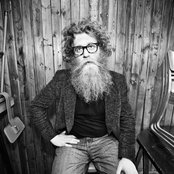 Ben Caplan - List pictures