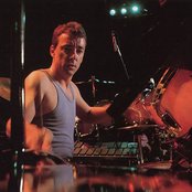 Neil Peart - List pictures