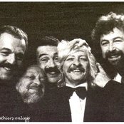 Les Luthiers - List pictures