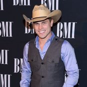 Dustin Lynch - List pictures