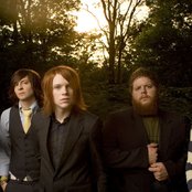 Leeland - List pictures