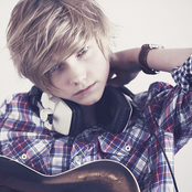 Ulrik Munther - List pictures