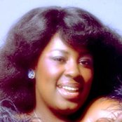 Shirley Brown - List pictures