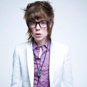 Christofer Drew - List pictures