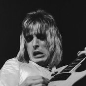 Mick Ronson - List pictures