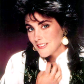 Laura Branigan - List pictures