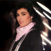 Laura Branigan - List pictures