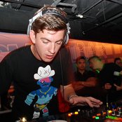 Skream - List pictures