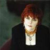 Maggie Reilly - List pictures