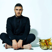 Nadav Guedj - List pictures