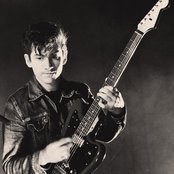 Alex Turner - List pictures