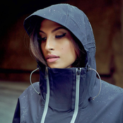 Snoh Aalegra - List pictures