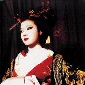 Akina Nakamori - List pictures