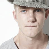 Ed Drewett - List pictures