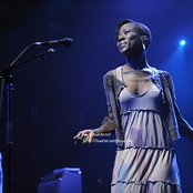 Rokia Traoré - List pictures