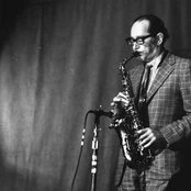 Paul Desmond - List pictures