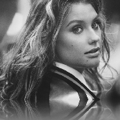 Ella Henderson - List pictures