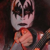 Gene Simmons - List pictures