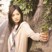 Yui - List pictures