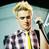 Tom Fletcher - List pictures