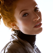 Jess Glynne - List pictures