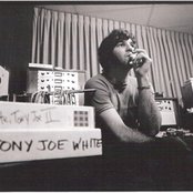 Tony Joe White - List pictures