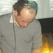 Matthew Herbert - List pictures