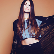 Jasmine Thompson - List pictures