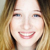 Sophie Lowe - List pictures