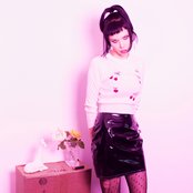 Alice Glass - List pictures