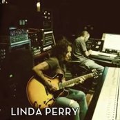 Linda Perry - List pictures