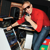 Diplo - List pictures