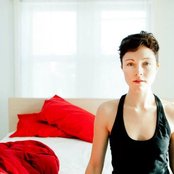 Polica - List pictures