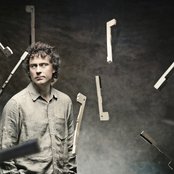 Paul Lewis - List pictures