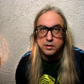 J Mascis - List pictures