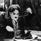 Charlie Chaplin - List pictures