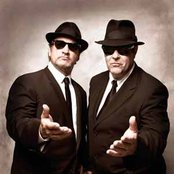 Jim Belushi & Dan Akroyd - List pictures