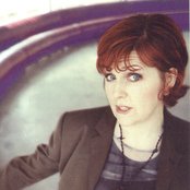 Maggie Reilly - List pictures