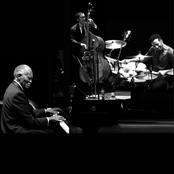 Great Jazz Trio - List pictures