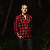 Noah Gundersen - List pictures