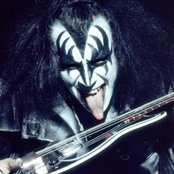 Gene Simmons - List pictures