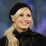 Faith Hill - List pictures