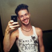 Chris Crocker - List pictures