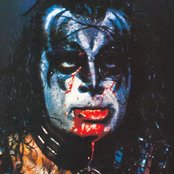 Gene Simmons - List pictures