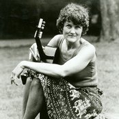 Peggy Seeger - List pictures